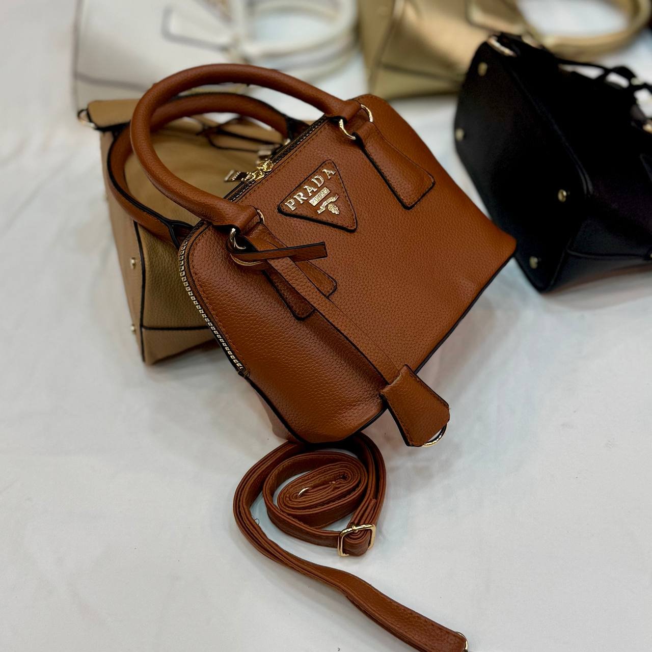 5809983337576646345 Prada Bag For Women - الصورة 1