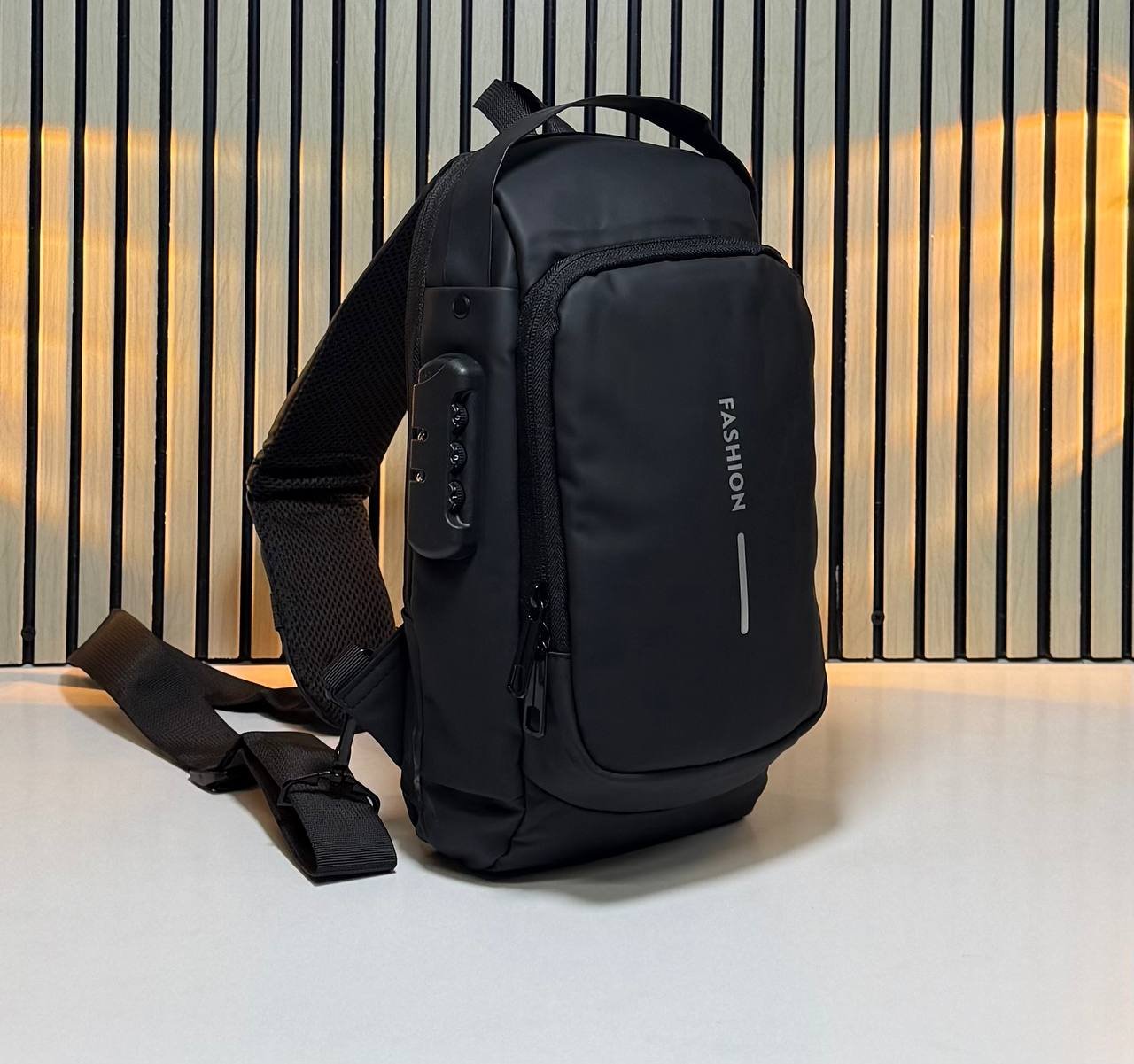 5967538242825865061 (1) FASHION Bag For Women AND MEN - الصورة 1