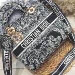 ⁦CHRISTIAN DIOR For Women⁩ - الصورة ⁦2⁩