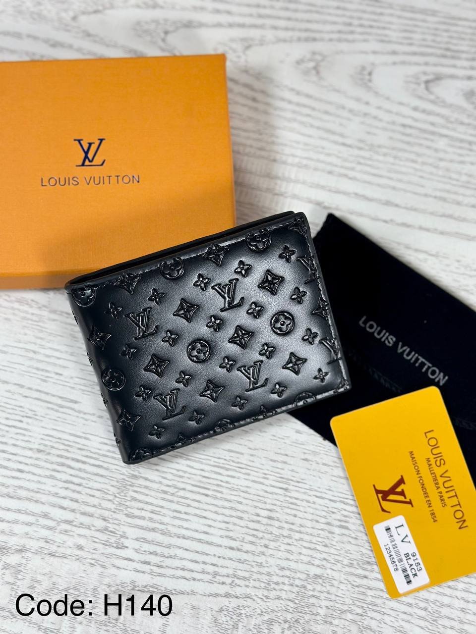 6044194123340173204 LOUIS VUITTON Wallet for men - الصورة 1
