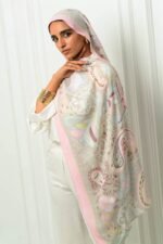 ⁦Elegant Modal Scarf for Ladies⁩ - الصورة ⁦4⁩