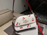⁦Coach Cross Bag For Women⁩ - الصورة ⁦7⁩
