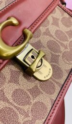 ⁦Coach Cross Bag For Women⁩ - الصورة ⁦11⁩