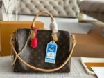 ⁦Louis Vuitton Cross Bag For Women⁩ - الصورة ⁦10⁩