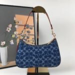 ⁦Coach Cross Bag For Women⁩ - الصورة ⁦4⁩