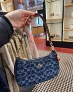 ⁦Coach Cross Bag For Women⁩ - الصورة ⁦9⁩