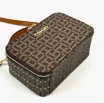 ⁦Tommy Hilfiger Cross Bag For Women⁩ - الصورة ⁦8⁩